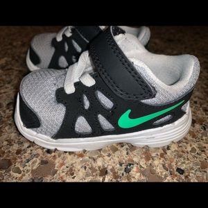 Baby Nike size 3